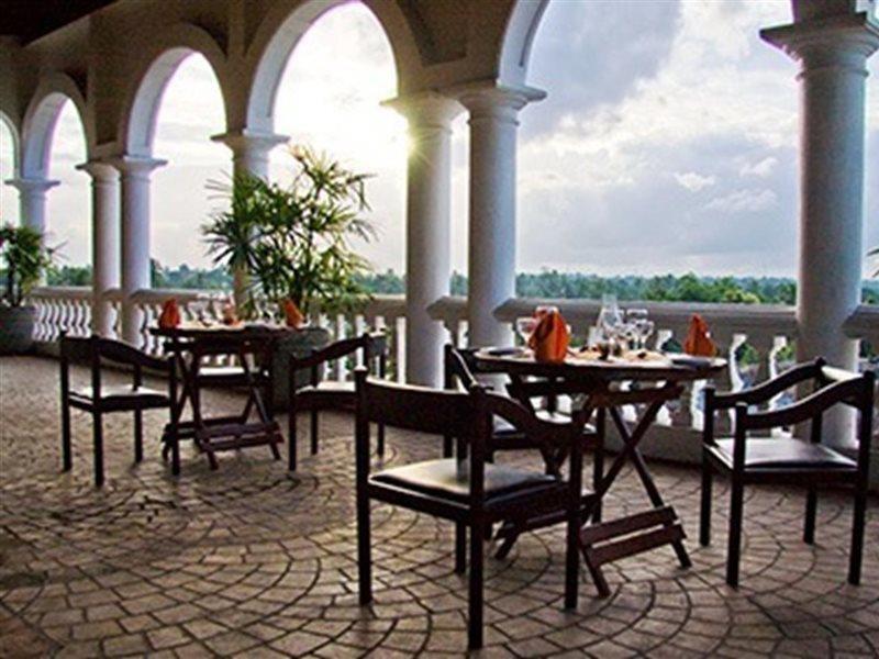 Hotel Clarion Kiribathgoda Exterior foto